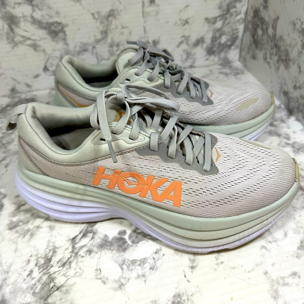 Women’s Hokas Size 8